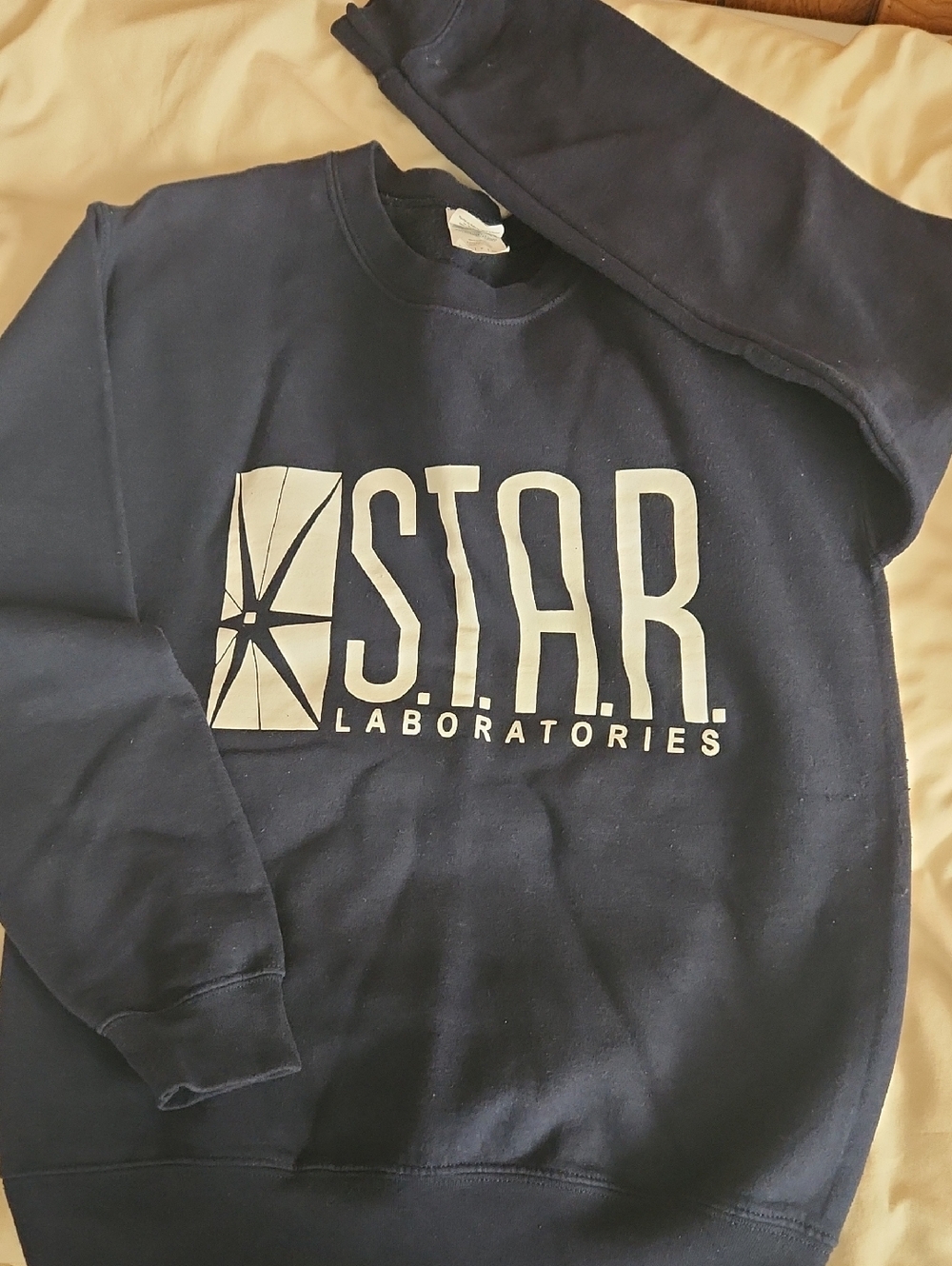 Star Labs Gildan Navy Blue Crewneck Sweatshirt